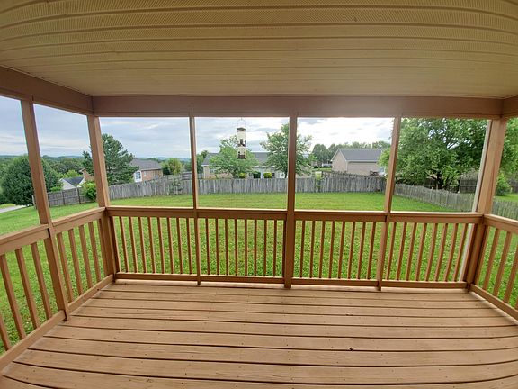 2nd image of 306 Woodsboro Ln