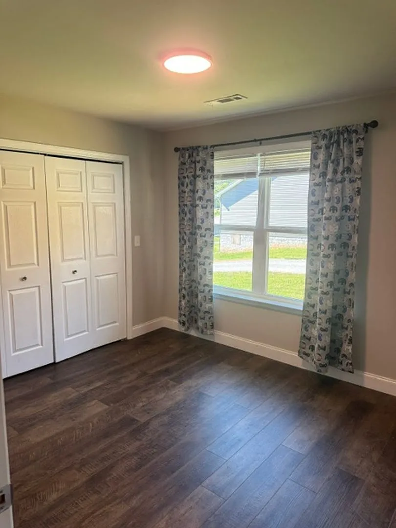 385 Virginia Street — Photo 2