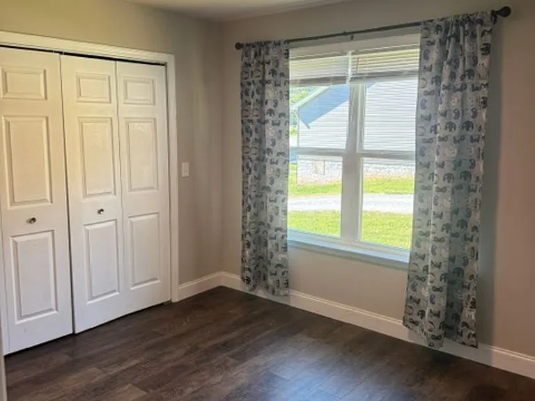 385 Virginia Street — Photo 2
