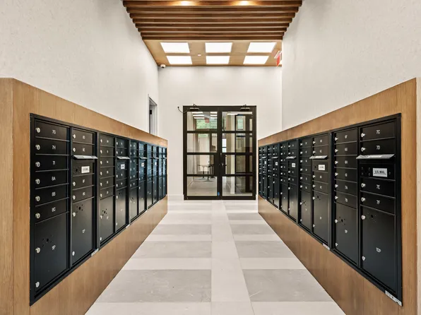 526 Baltic Street image 17 of 55