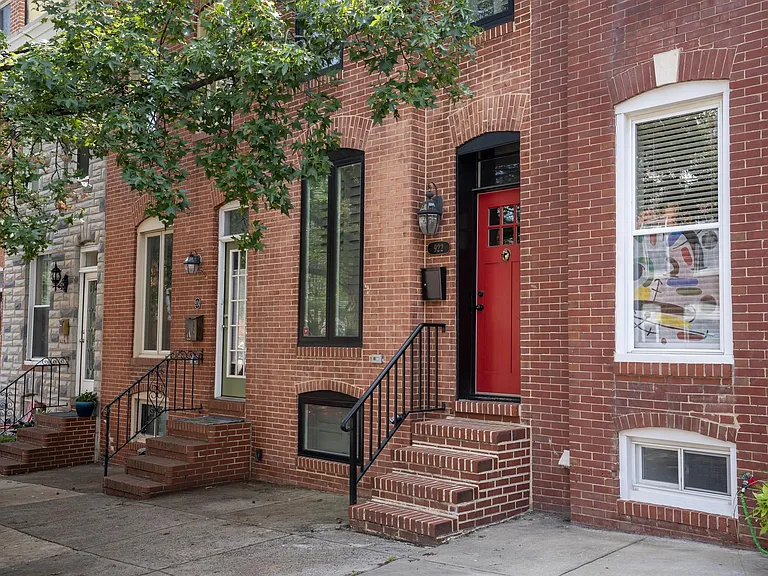 922 S Clinton St — Photo 19