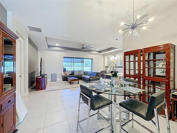 5th image of 8665 E BRIDGEPORT BAY CIRCLE