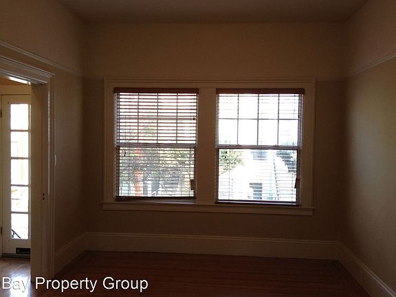 4th image of 328 San Carlos St