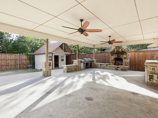 1st image of 2642 Highwood Dr