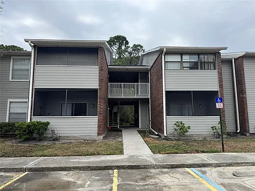 1400 Gandy Blvd N Photo 1