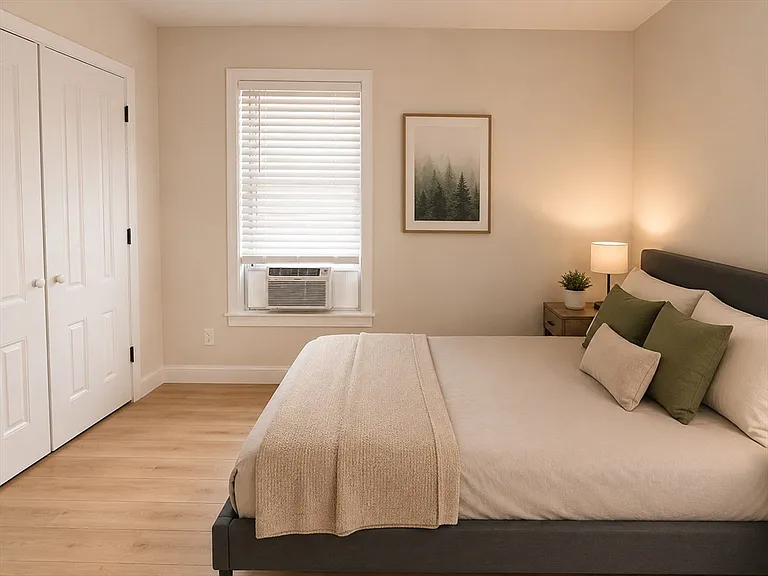568 Main St #1 — Photo 7