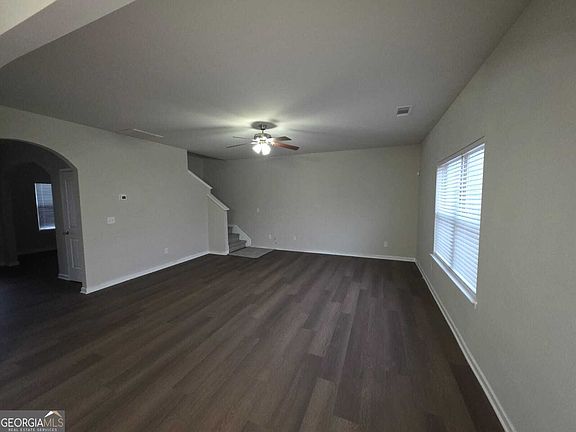 4th image of 180 Parkview Place Dr
