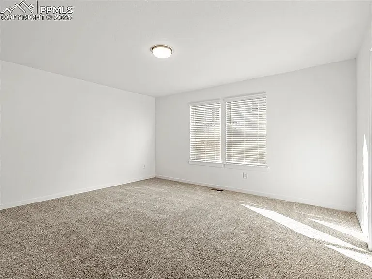 888 Beckton Hts — Photo 22