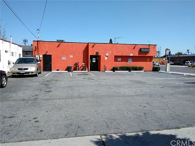 Building Photo 4