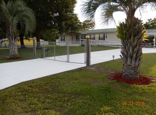109 Waterside Ave, Satsuma, FL 32189
