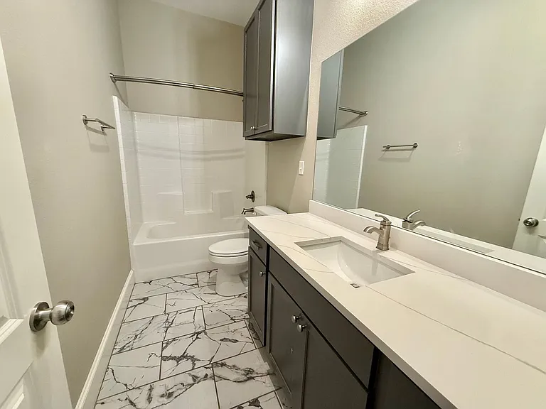 1037 Stagecoach Bnd — Photo 20
