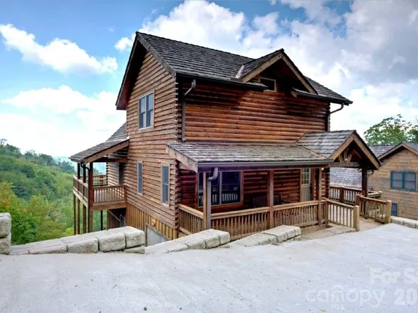 39 Valley Heights Dr, Mars Hill, NC 28754
