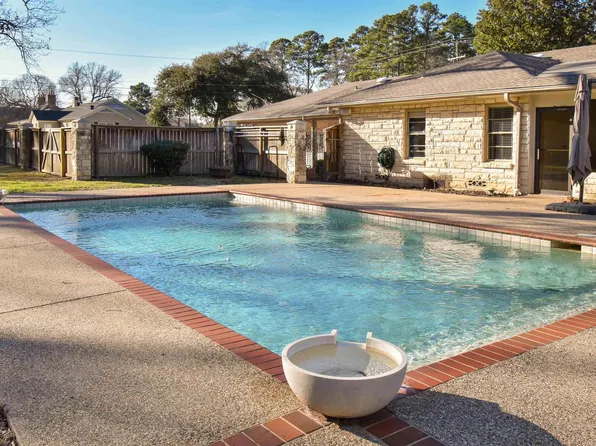 600 Woodlawn St, Kilgore, TX 75662