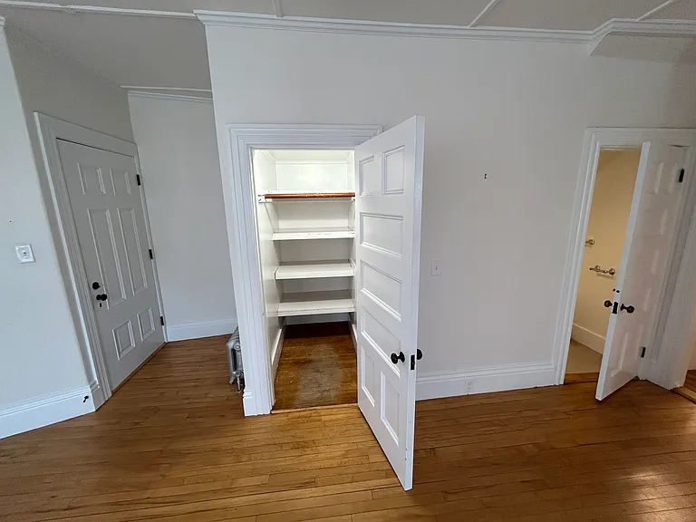 194 N Main St #1 — Photo 8