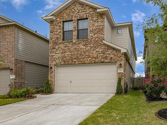 2nd image of 16015 Thornbill Ln