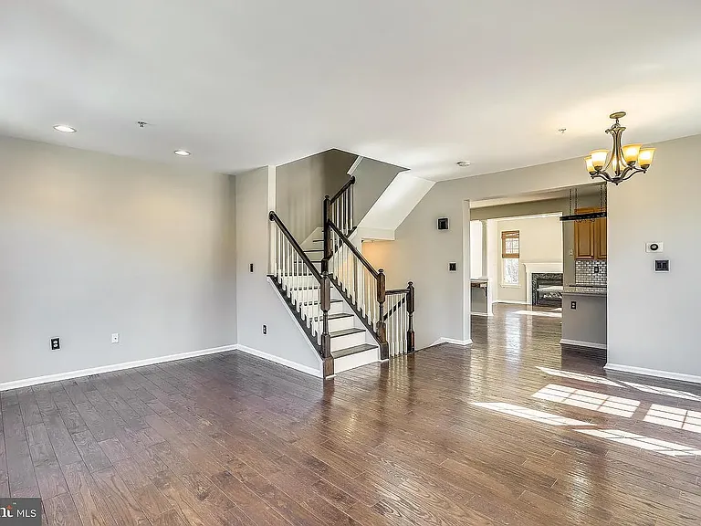 214 Tilden Way — Photo 5