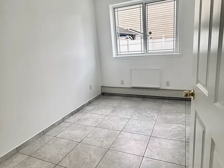 50 Schenck Ave #1 — Photo 4