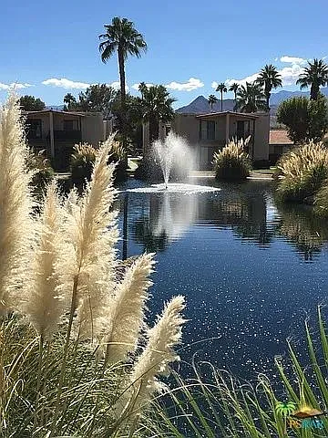 19 Lakeview Cir