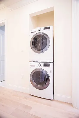 Rented by Dallien Realty Limited Liability Company | media 17