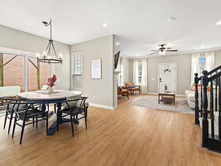 4198 W Bradstreet Ln — Photo 9