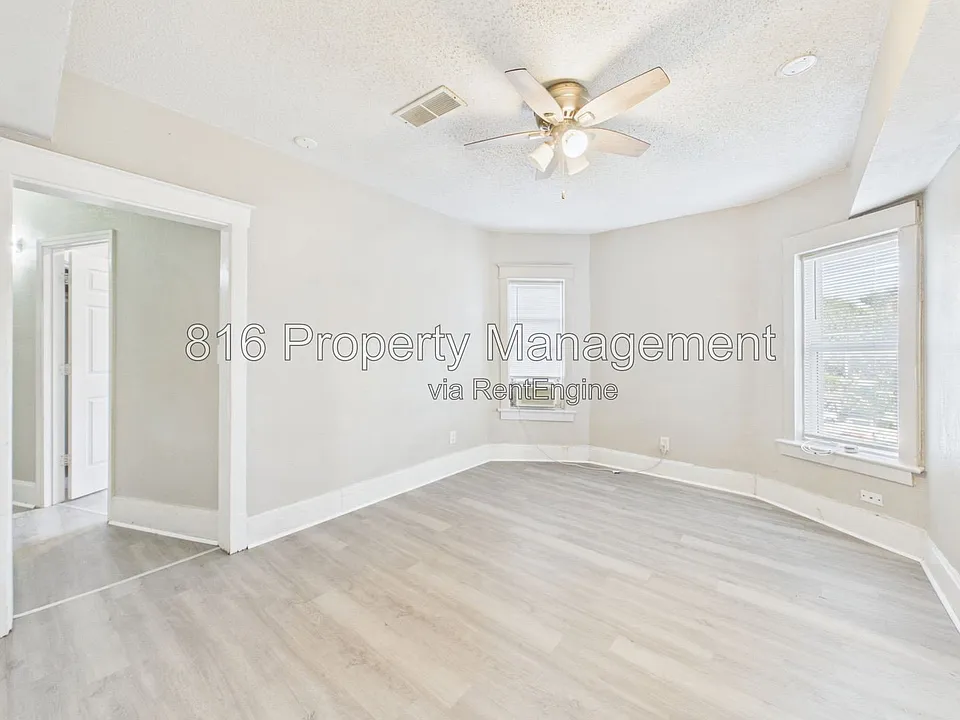 2702 Peery Ave #2E