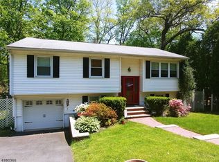 103 Marne Rd, Hopatcong, NJ 07843