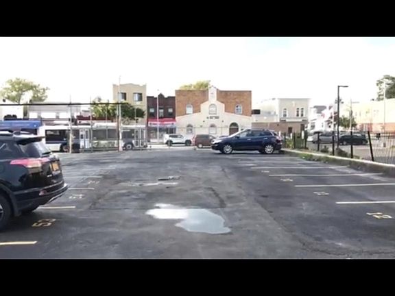 5th image of 18460 Jamaica Ave