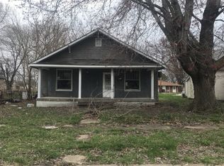 416 N 18th St, Herrin, IL 62948