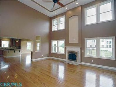 5th image of 13873 Fantasy Way NW