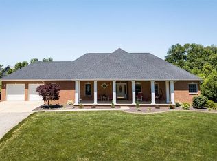 1041 Scott Troy Rd, Lebanon, IL 62254