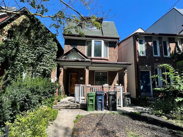 543 Crawford St, Toronto, ON M6G 3J9