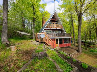 281 Pine Shores Ln, South Frontenac, ON K0H 2V0