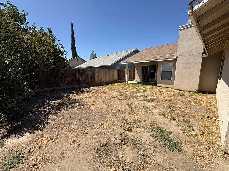 1257 W Olema Cir — Photo 31