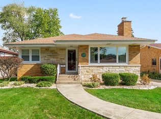 1221 Meadowcrest Rd, La Grange Park, IL 60526