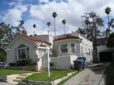 2434 Vineyard Ave, Los Angeles, CA, 90016
