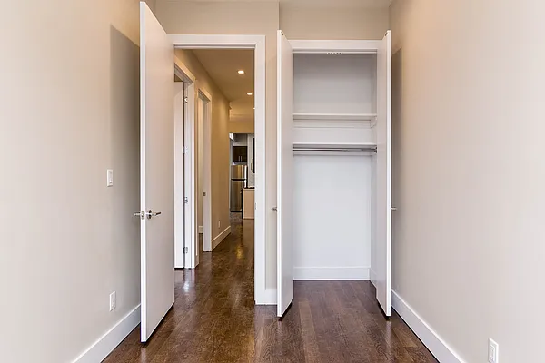 Rented by Nooklyn NYC LLC | media 25