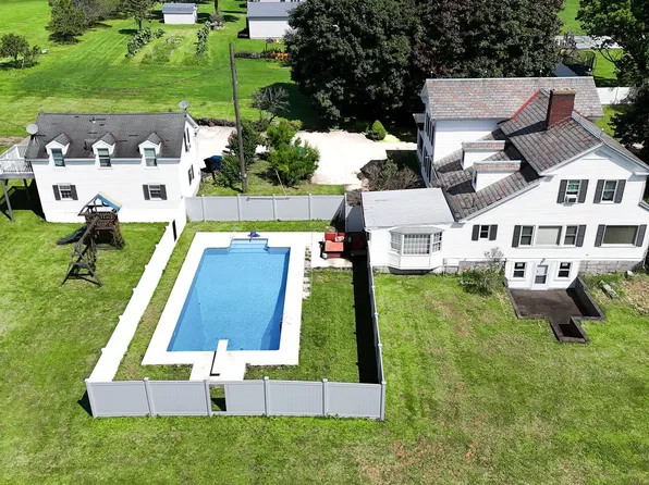 8104 S Salem Warren Rd, Canfield, OH 44406