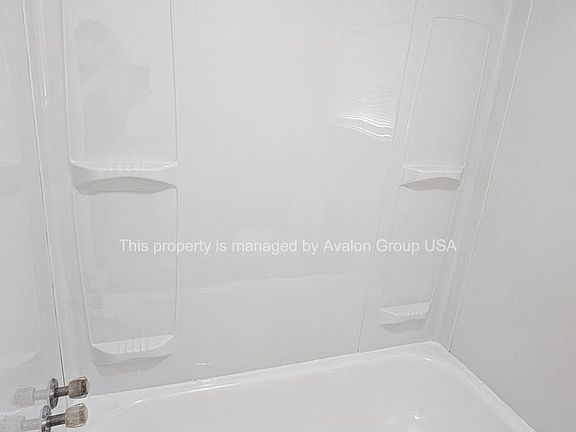 3rd image of 9831 Ridge Blvd