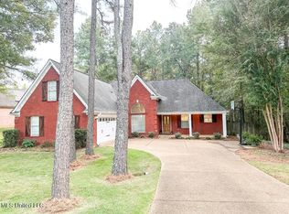 10295 Cypress Knee Dr, Olive Branch, MS 38654