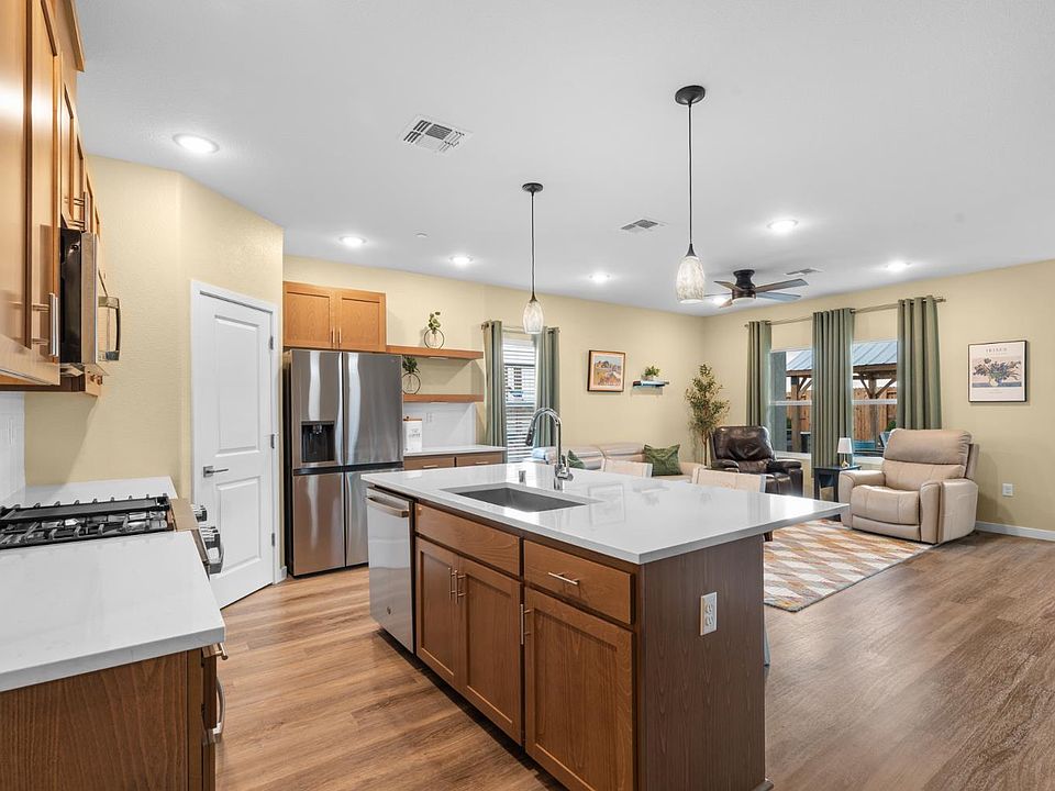 1st image of 1216 Havenwood Way