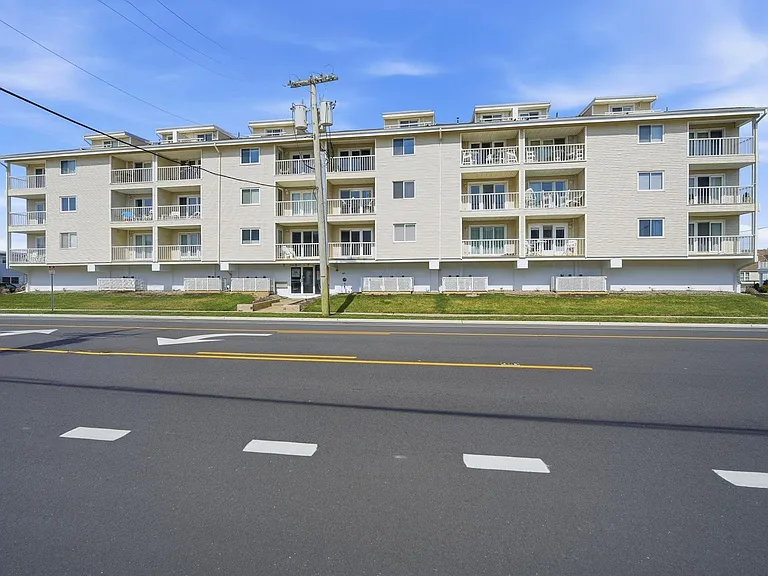 501 E Brigantine Ave #307 — Photo 27