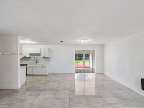 3rd image of 4340 NW 196th St
