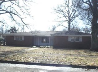 1001 Broadmoor St, Blytheville, AR 72315