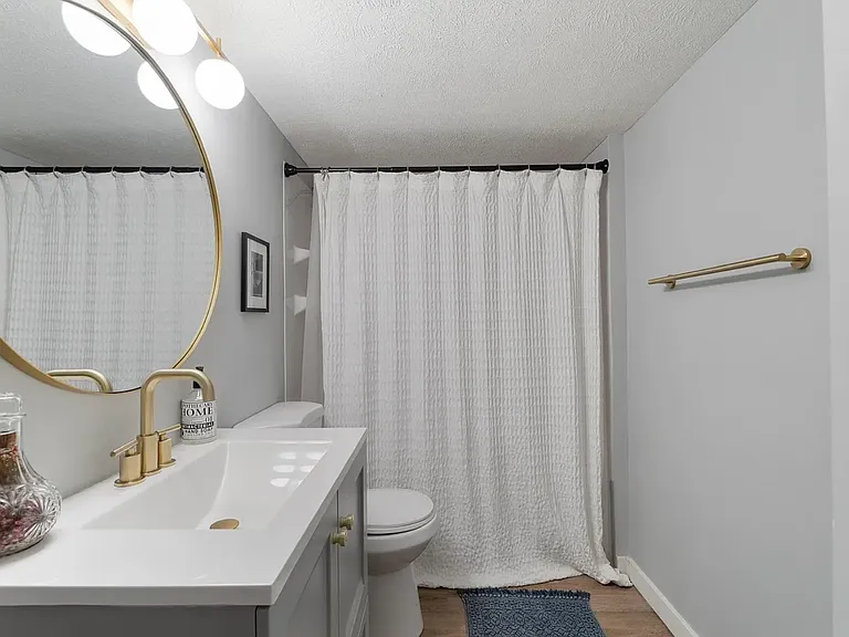 814 S 50th Ave — Photo 27