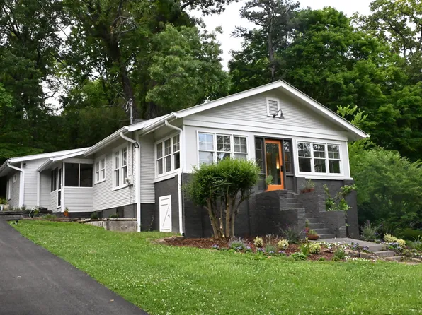 711 Kentucky Ave, Signal Mountain, TN 37377