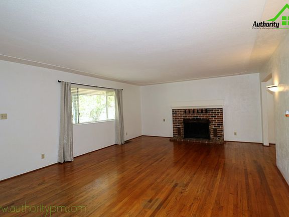 4th image of 13681 Kirkelie Ln