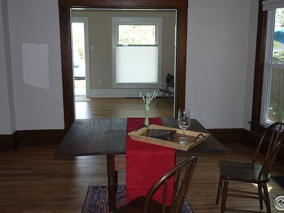5th image of 1219 13th Ave