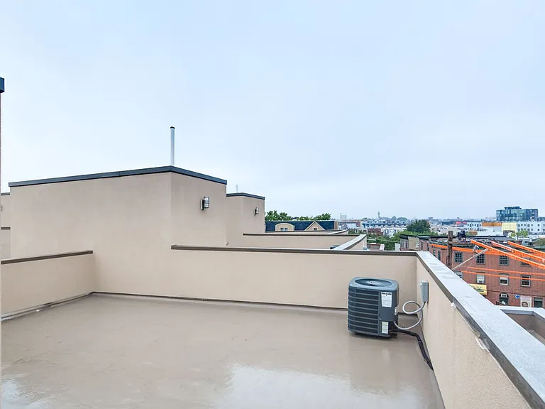 840 N 3rd St — Photo 18