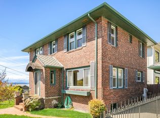 6800 35th Ave NW, Seattle, WA 98117