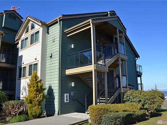 2nd image of 3008 N Narrows Dr Unit D204